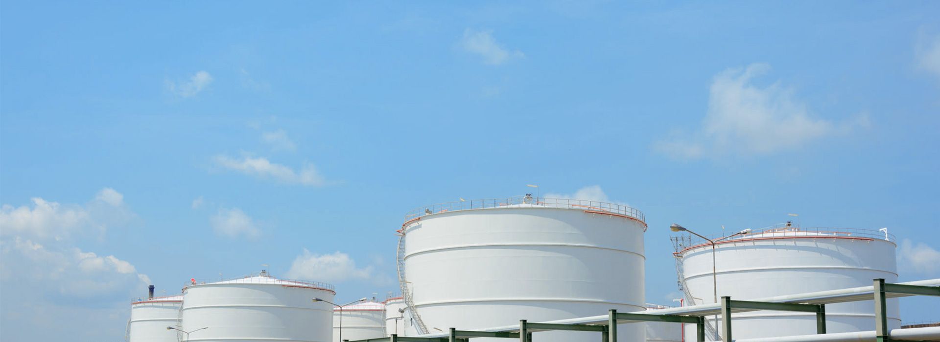 立桿式水質(zhì)監(jiān)測(cè)站